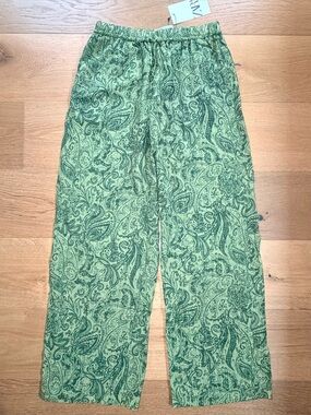 NWT ZARA Wide Leg Lightweight Flowy Pants Elastic Waist Green Paisley Medium